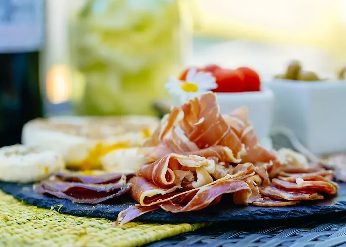 Somn'en Bulle Luxe tent Najac