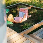 Somn'en Bulle Lyxtält Najac